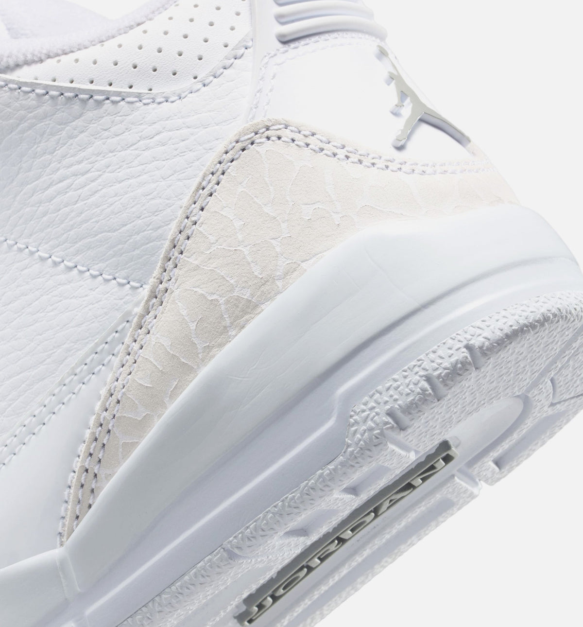 Air Jordan 3 Retro 学龄前儿生活方式运动鞋 - 白色/金属銀（White and Silver）