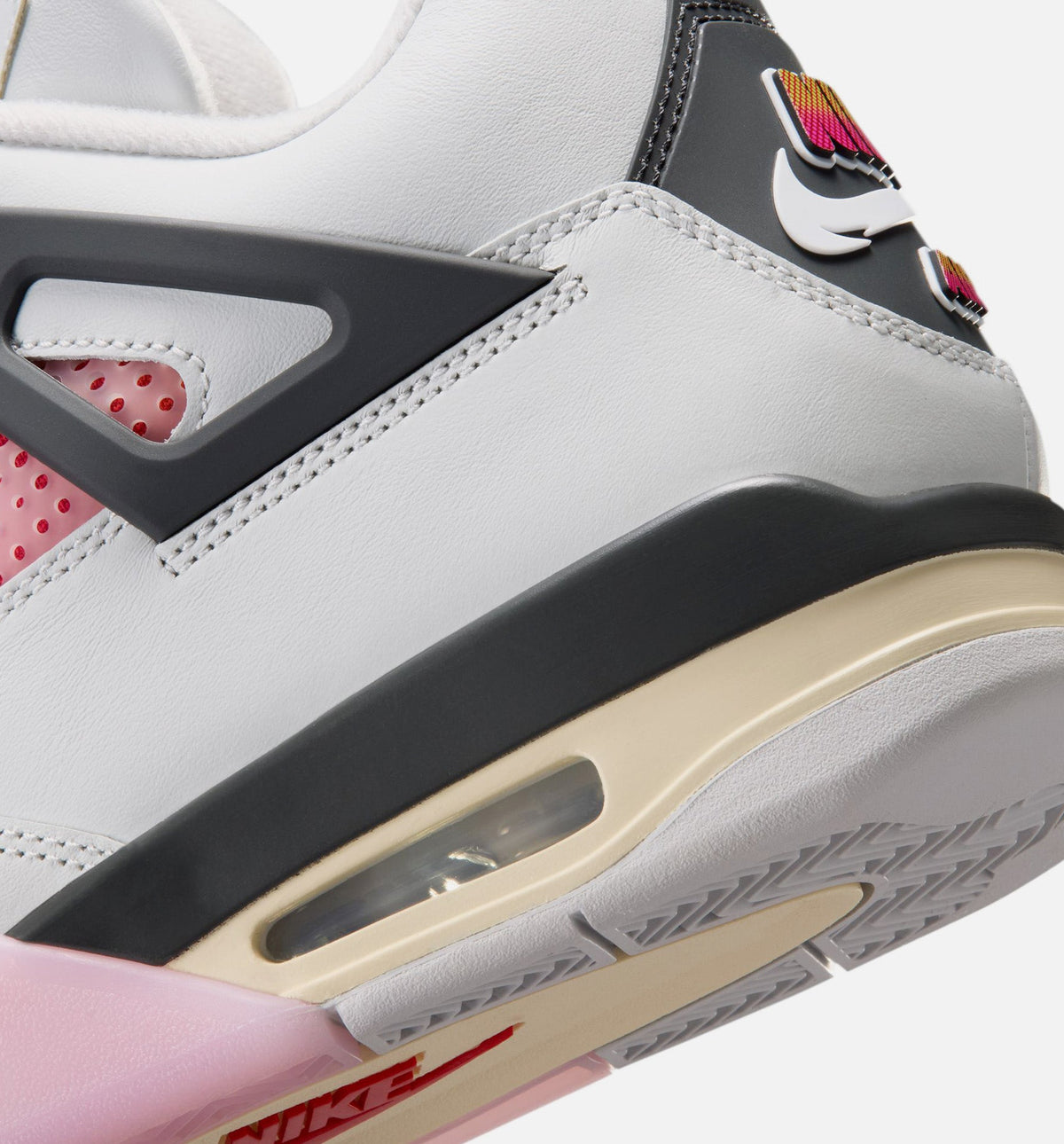 Air Jordan 4 Retro Comic 男款生活方式运动鞋 - 迎宾白/火焰粉/烟灰