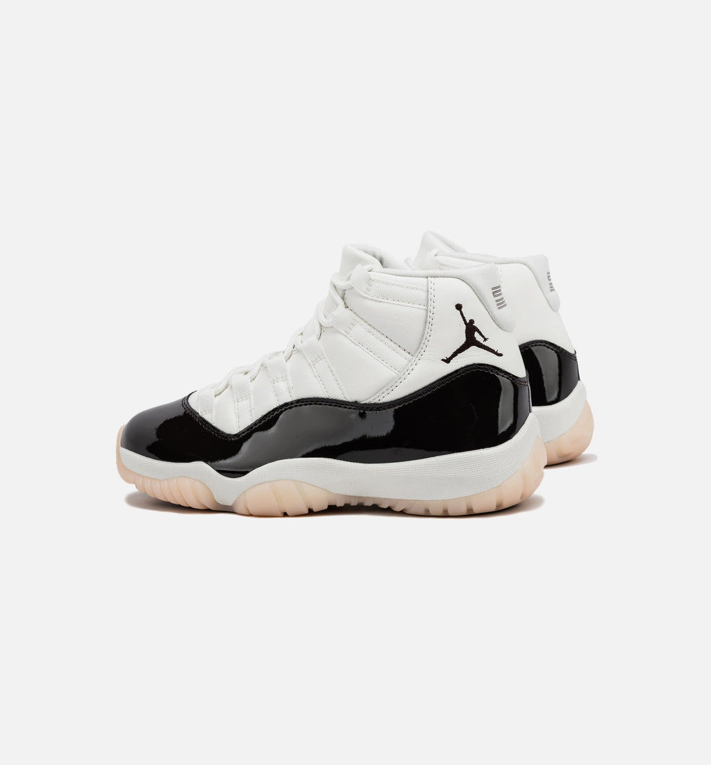 Air Jordan 11 Retro Neapolitan 女子运动鞋 - 帆白/丝绒棕/淡粉