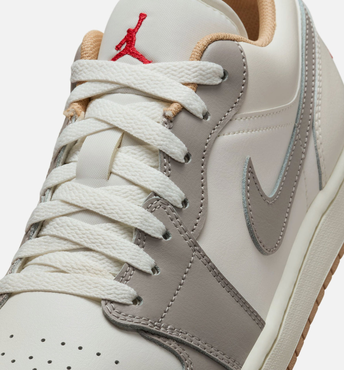 Air Jordan 1 Low 男款生活方式运动鞋 - 帆布白/火焰红/学院灰/麦秆