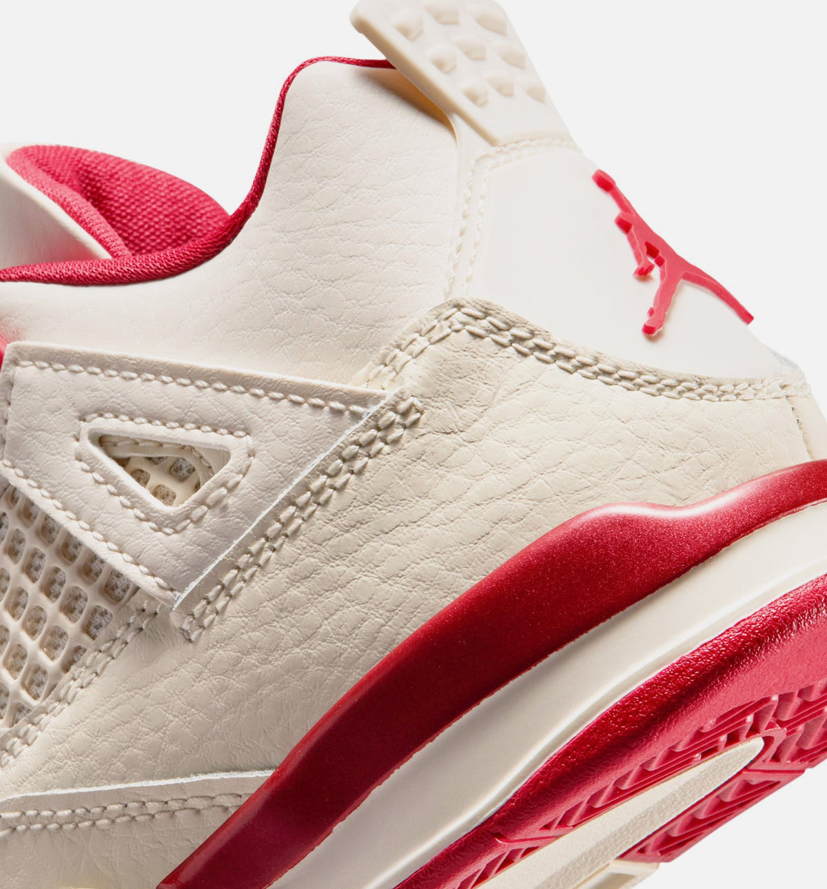 Air Jordan 4 Retro Valentine's Day Preschool 生活方式运动鞋｜Pale Ivory/Sierra Red/Tough Red