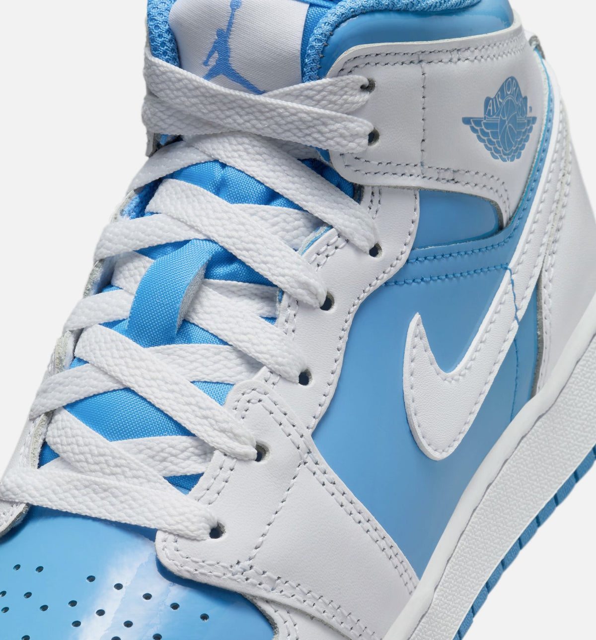 Air Jordan 1 Mid 传奇蓝青少年生活方式运动鞋 - 白/传奇蓝