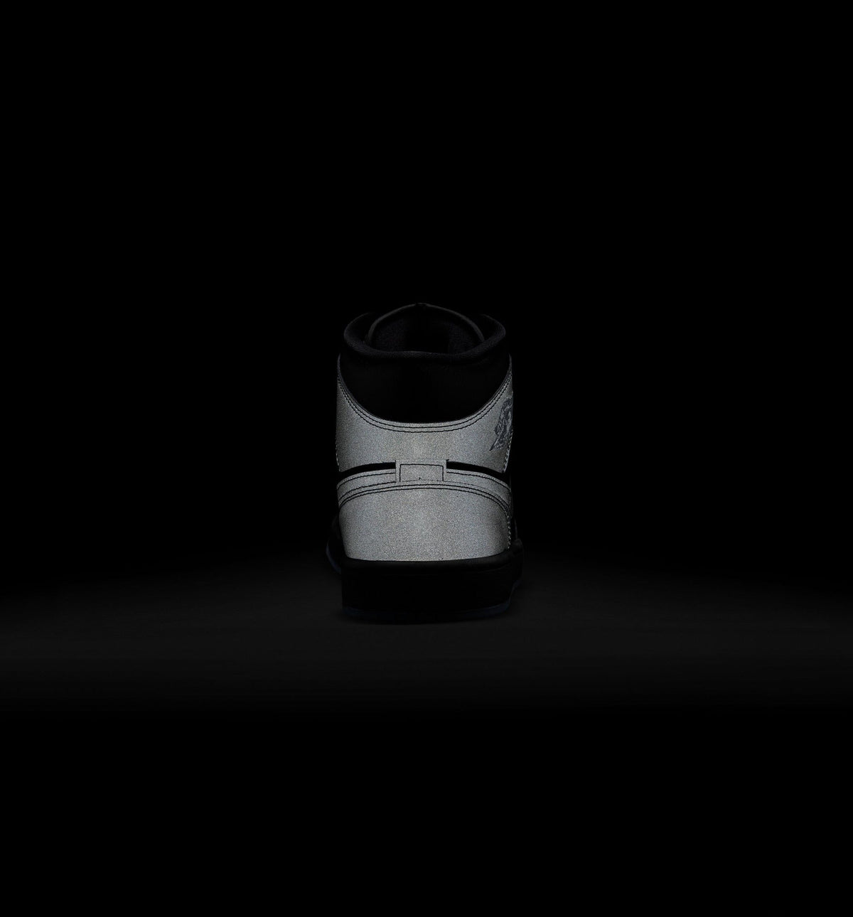 Air Jordan 1 Mid SE 男款生活方式运动鞋 - 黑/灰