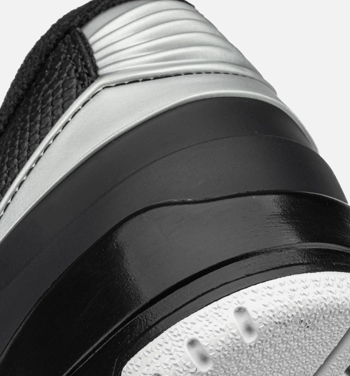 Air Jordan 23 男子运动鞋 - 黑/金属银