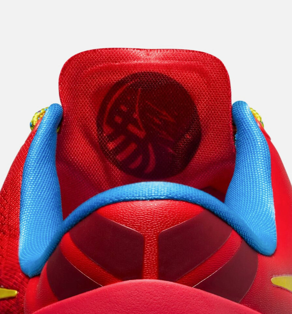 Kobe 8 Protro Year of the Horse 男子运动鞋 - 浅绯红/鲜蓝/亮柠黄
