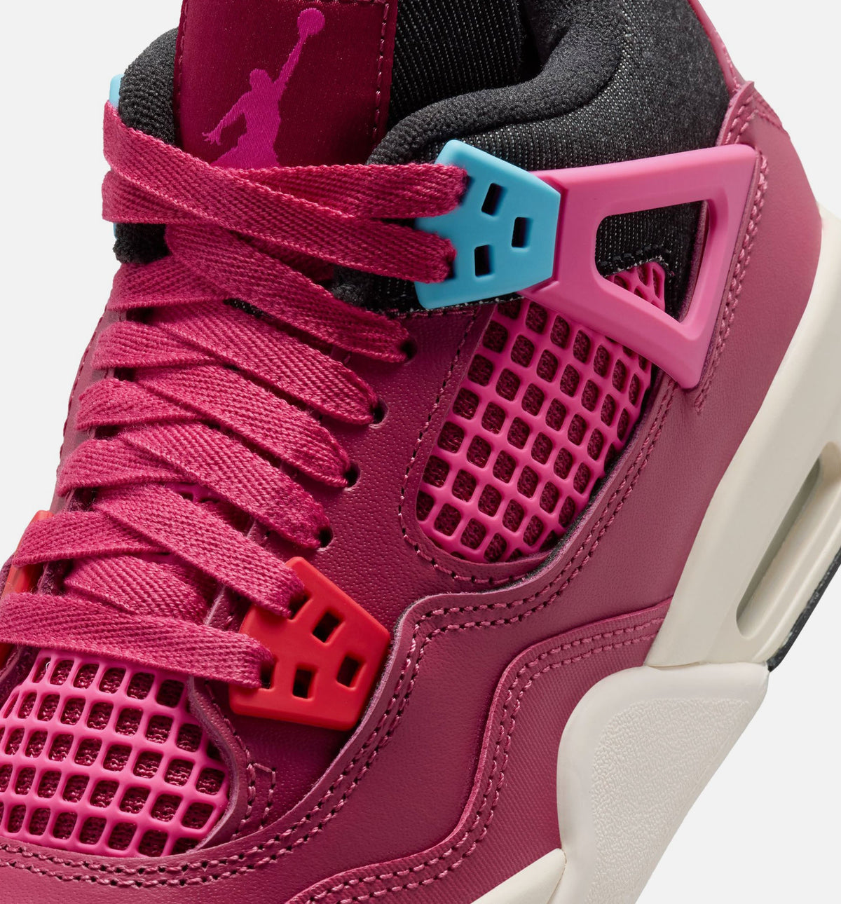 Air Jordan 4 Retro She's A Star Grade School 生活方式运动鞋｜Sweet Beet/Desert Pink/Off-Noir/Chalk