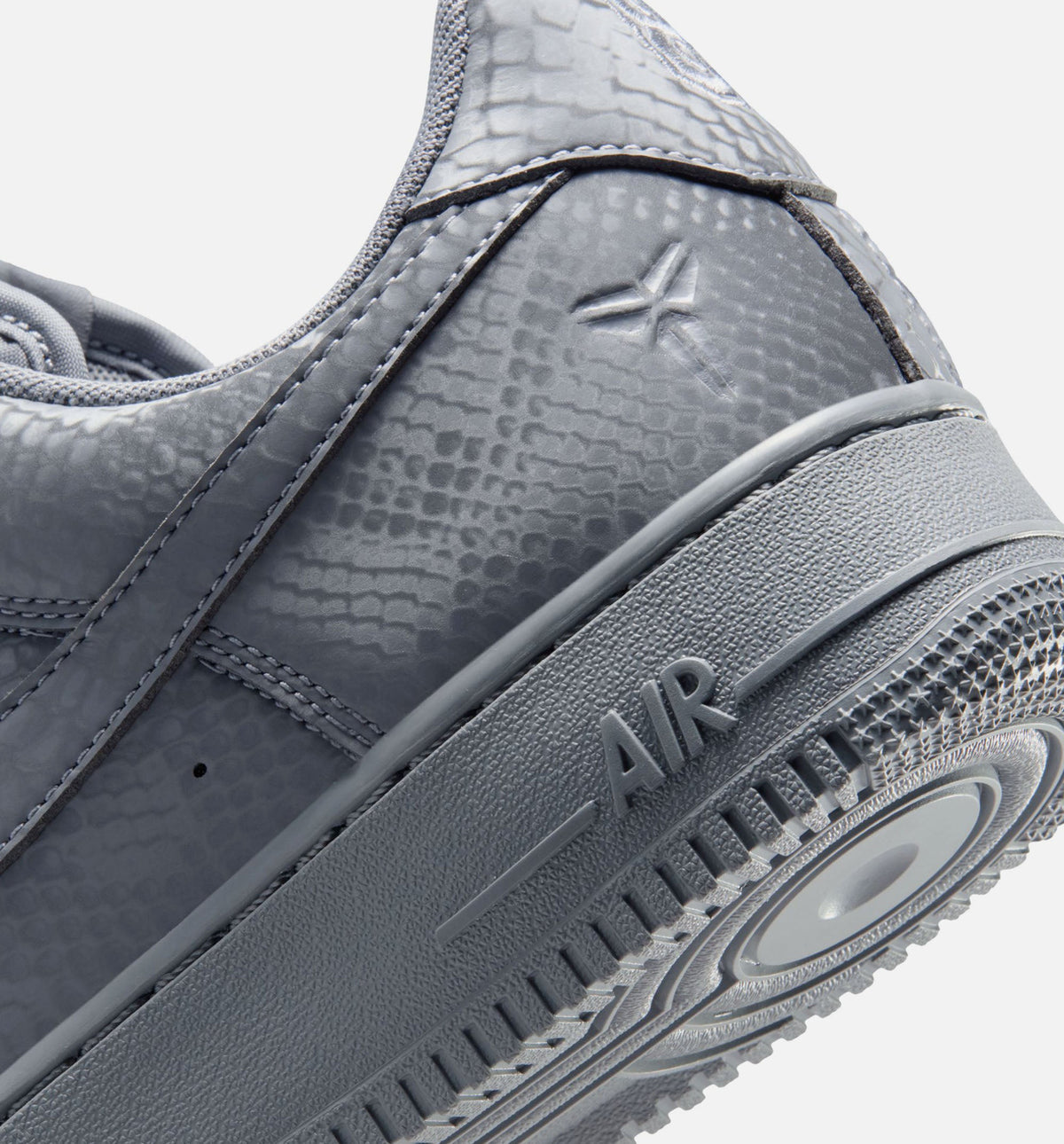Kobe Air Force 1 Low 男子运动鞋 - 冷灰/狼灰