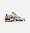 ProGrid Triumph 4 Highsnobiety 男子跑鞋 / Silver