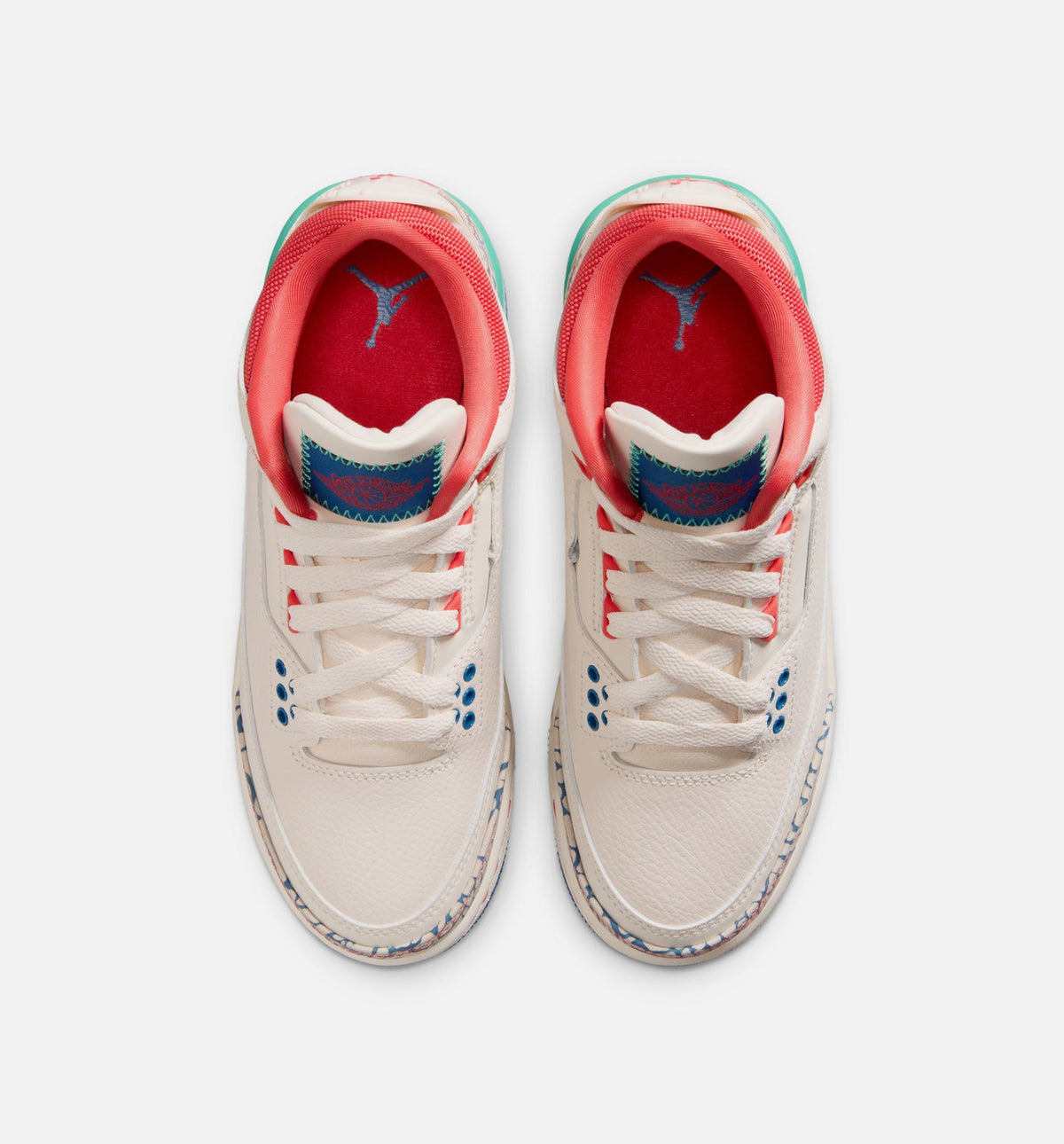 Air Jordan 3 Retro 大童生活方式运动鞋 - 粉笔白/赖跑红/真蓝/动能绿（Play Your Way）