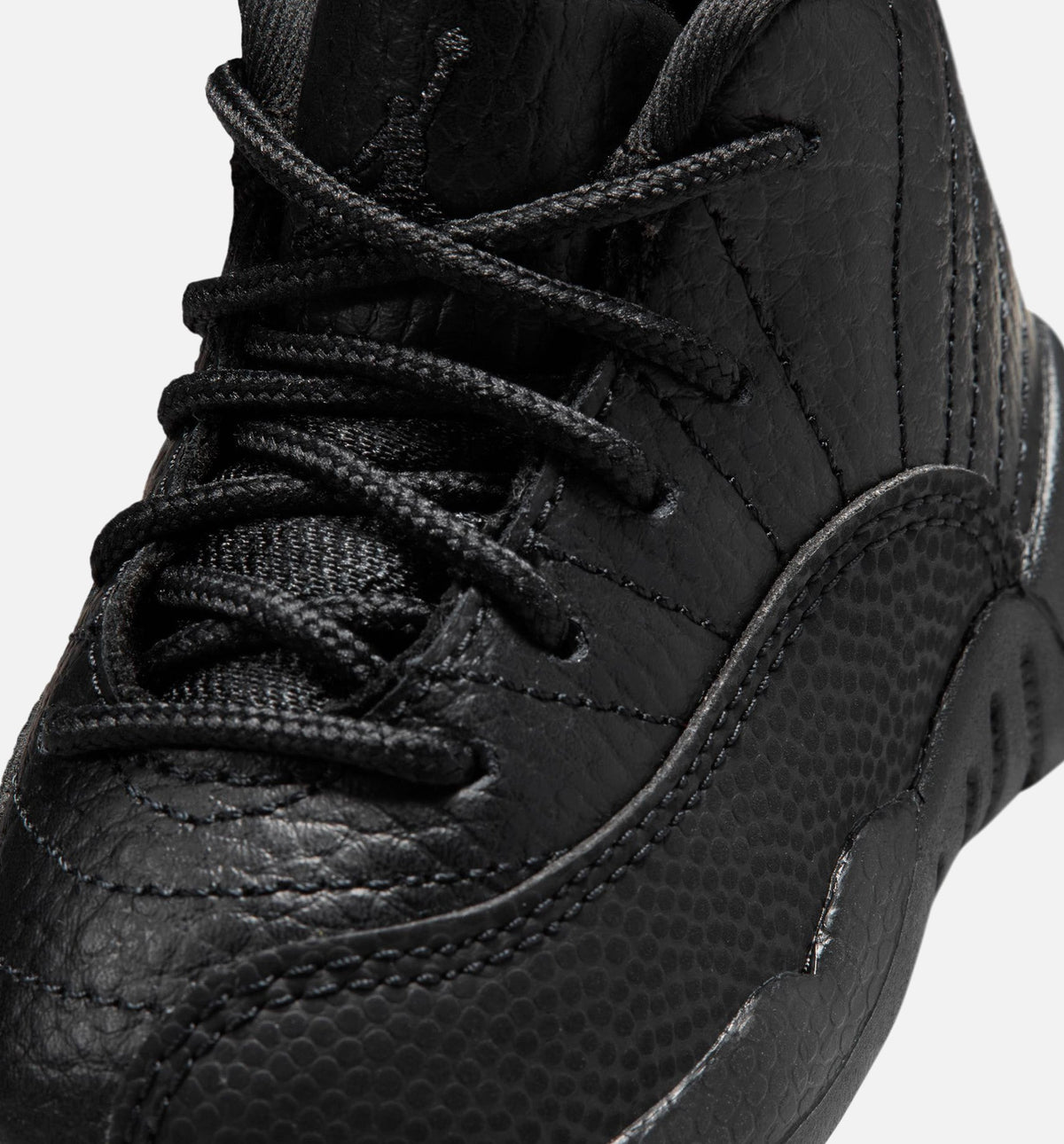 Air Jordan 12 Retro Bloodline 婴幼童运动鞋 - 黑/大学红